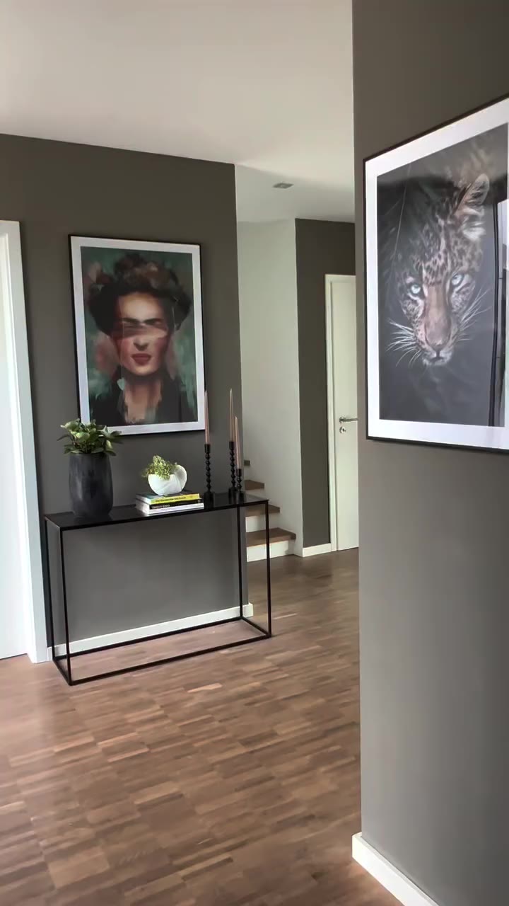 Anzeige | Unser Flur hat ein kleines Makeover bekommen 🌿🤎 Mit der neuen…