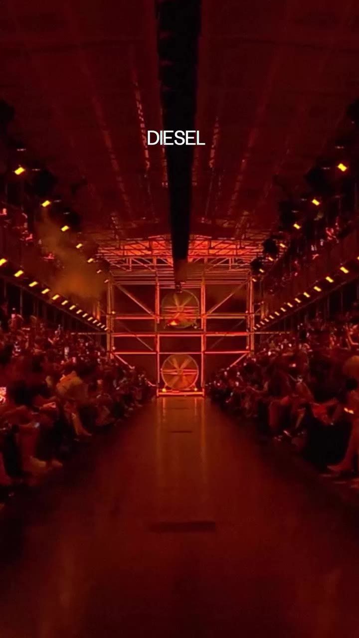 #UNOmodels at the @diesel SS27 Show @alexshibaeva @alika_lui @amanda_oliveira…