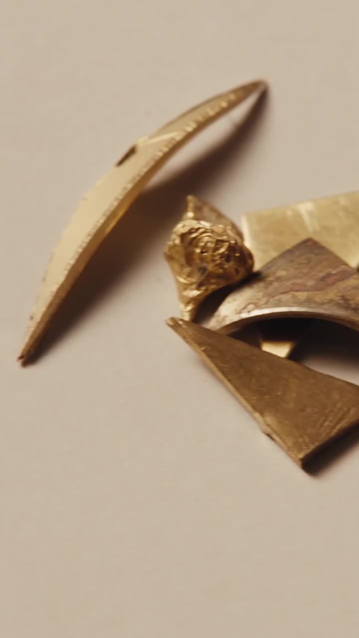 Where precision becomes creation, every gesture shaping the material with the…