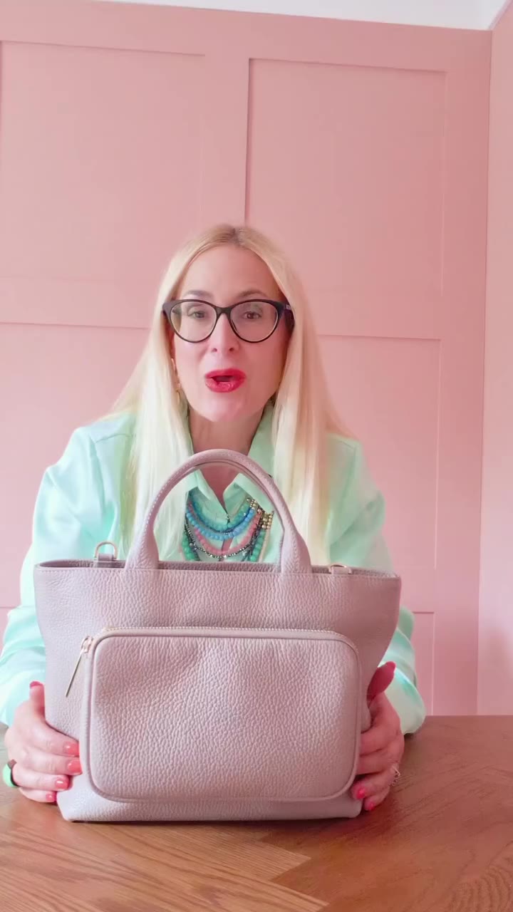 Morning! I bring you another bag-style up with the fabulous and newly…