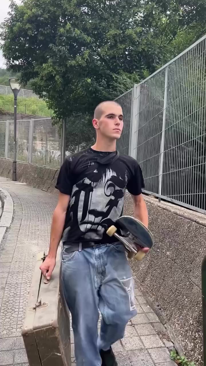 @ferranboniko