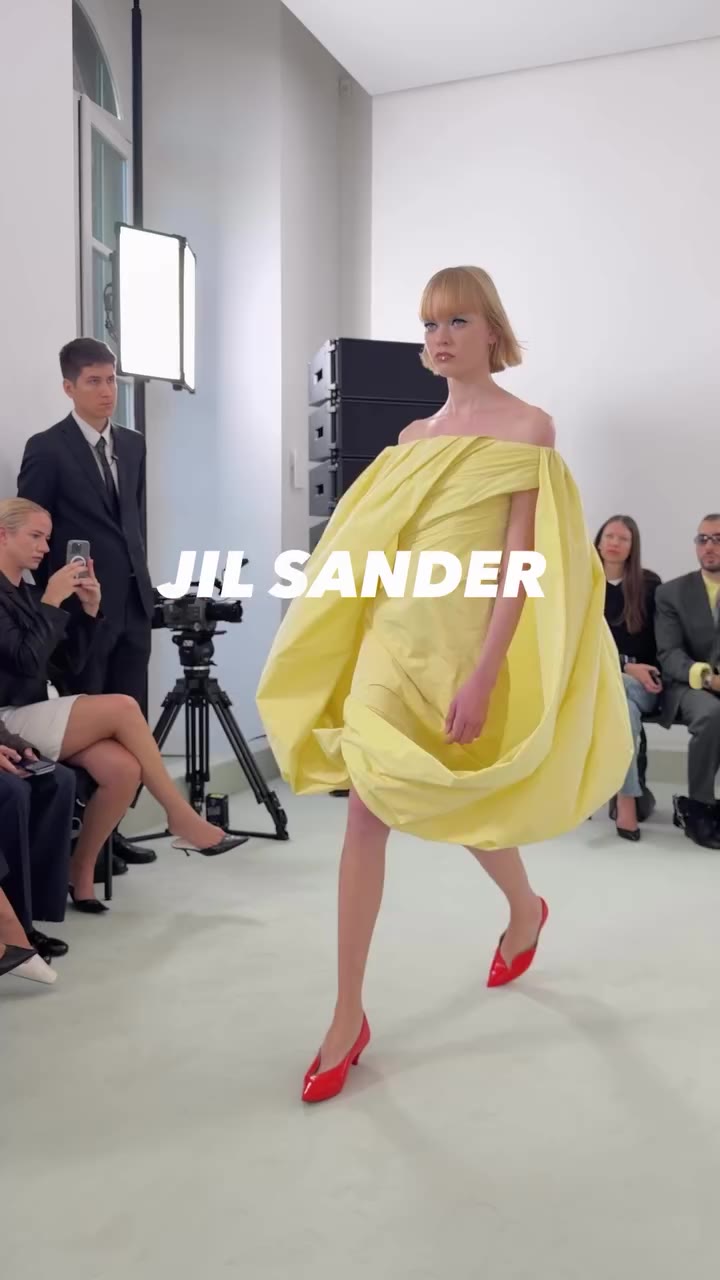 Wow @jilsander !!! Obsessed with the new collection. The colors, the details!…