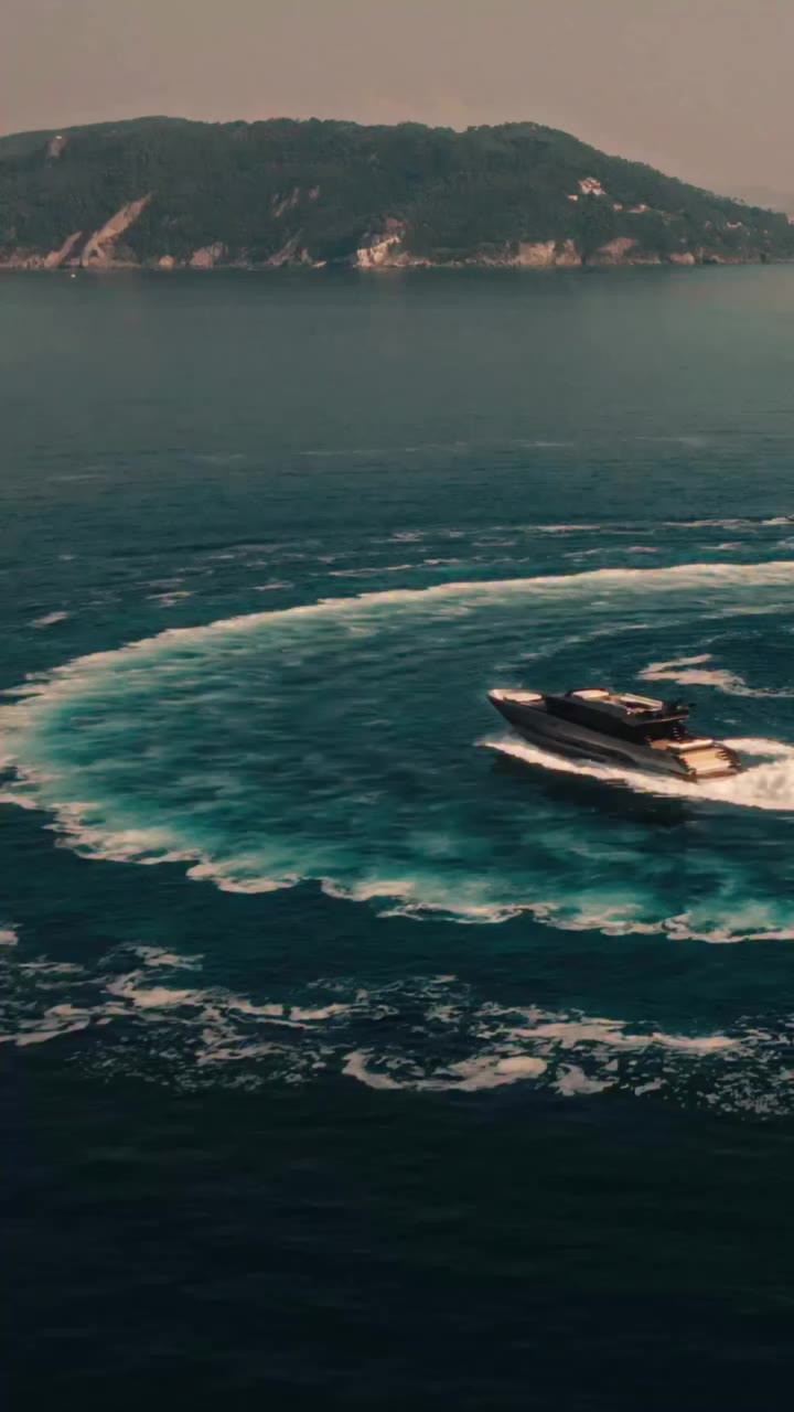 Introducing the BRABUS AB110. The first ever BRABUS yacht, celebrating its…