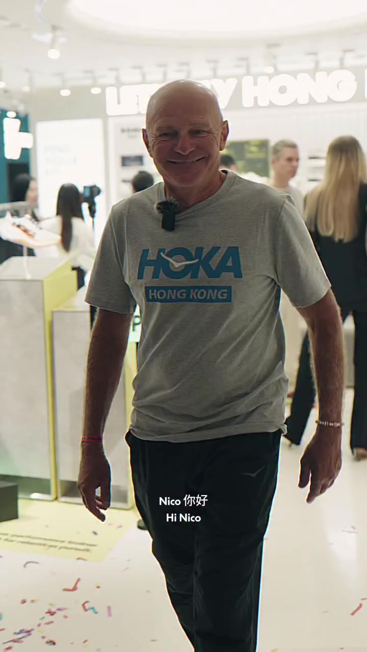 Meet our co-founder, Nicolas Mermoud🪽​ ​ HOKA K11 MUSEA 全新專門店開幕當日，品牌創辦人…