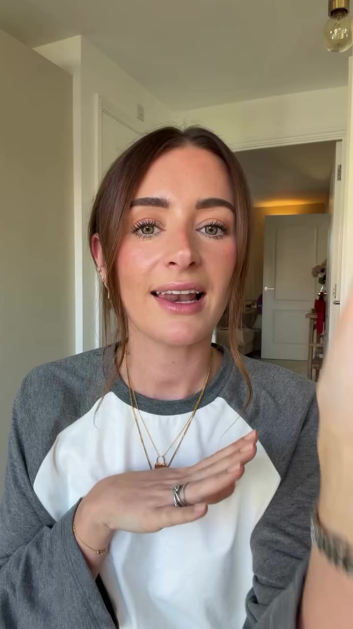 What’s your say on it?! Do you think influencers should share everything…