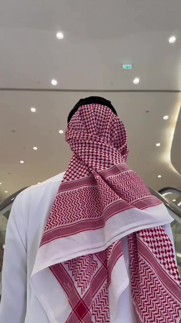وش لو قلنا لكم تقدرون تشوفون مدينة ثانية قدامكم بنفس اللحظة؟ 👀🔮 البوابة…