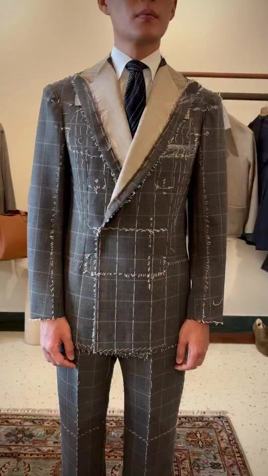 First fitting @sartorial_beijing #thefinerycompany #bespoketailoring…