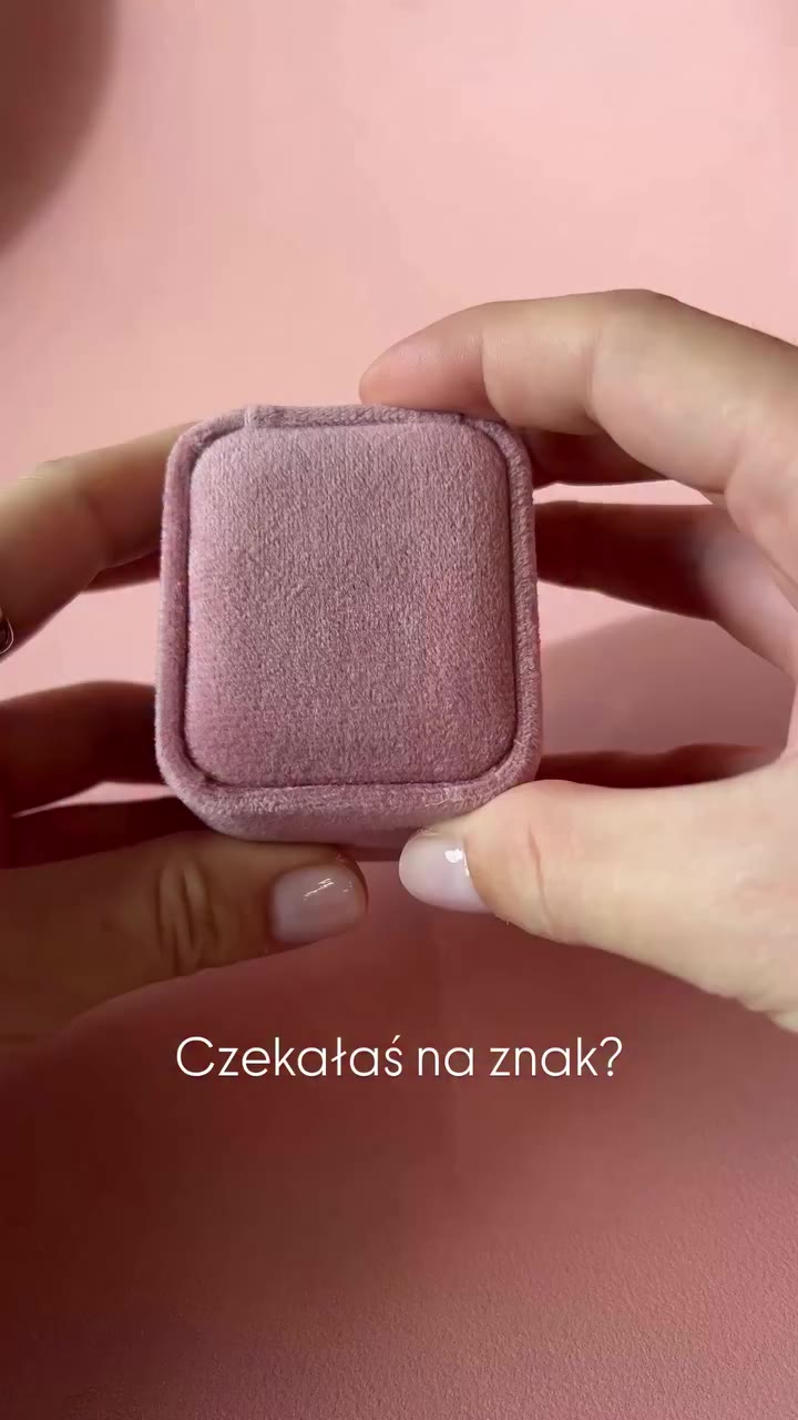 Czekałaś na znak? Oto on ✨ Dynasty w srebrnej odsłonie. Dwie delikatne…