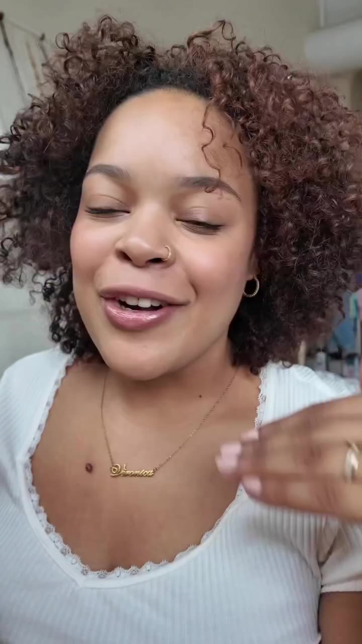 Big, bouncy curls without the heavy feeling? 👀✨ I’m testing the Curlsmith…