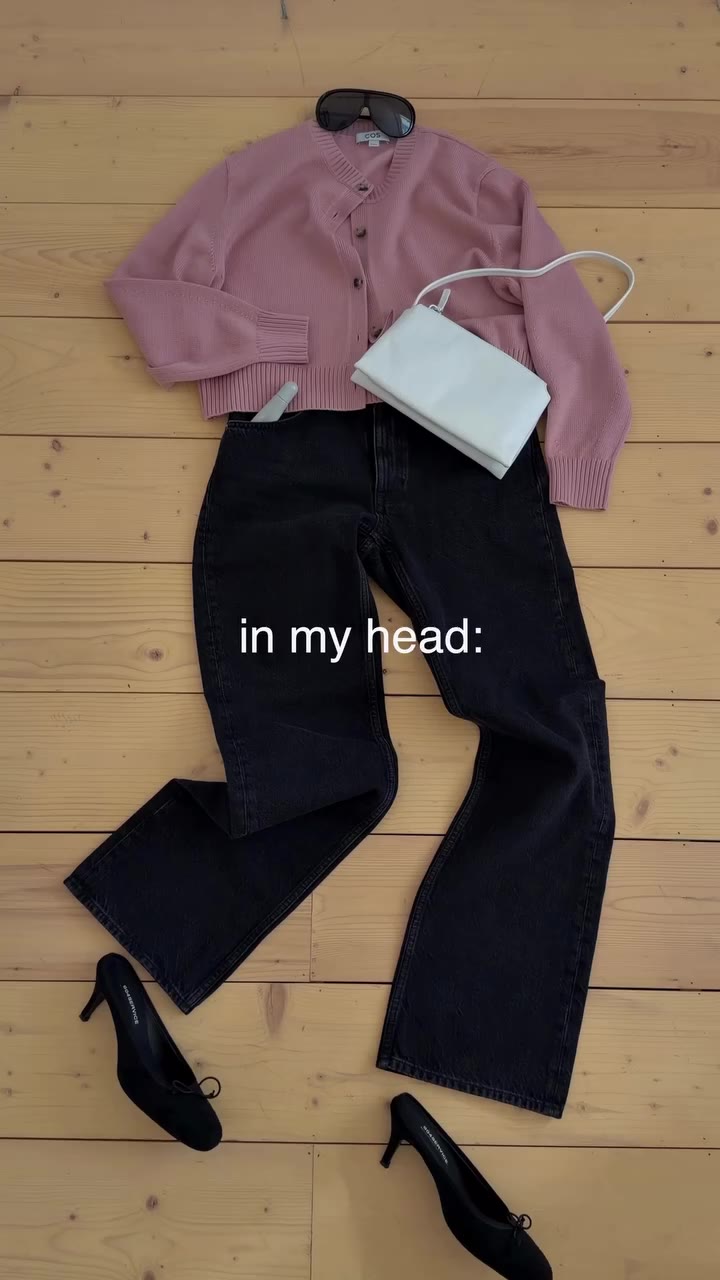 #광고 in my head🧠 < IRL with COS 매 시즌 아끼는 AW 계절이지만 이번 COS의 새로운 컬렉션은 작정하고 아우터러버의…