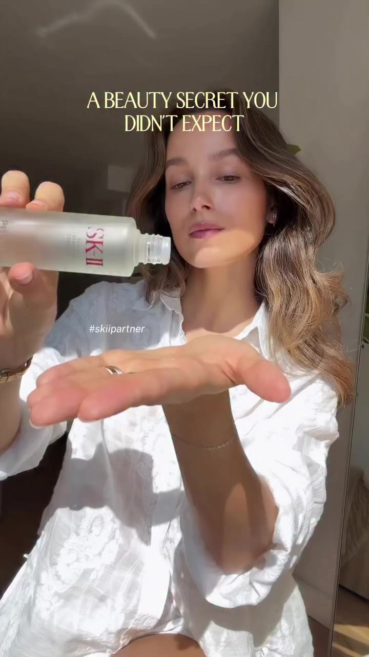 #skiipartner Not where I expected to find a skincare secret, but it makes my…