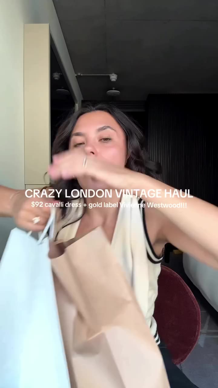 This is why you go vintage shopping on vacation London vintage haul!!!…