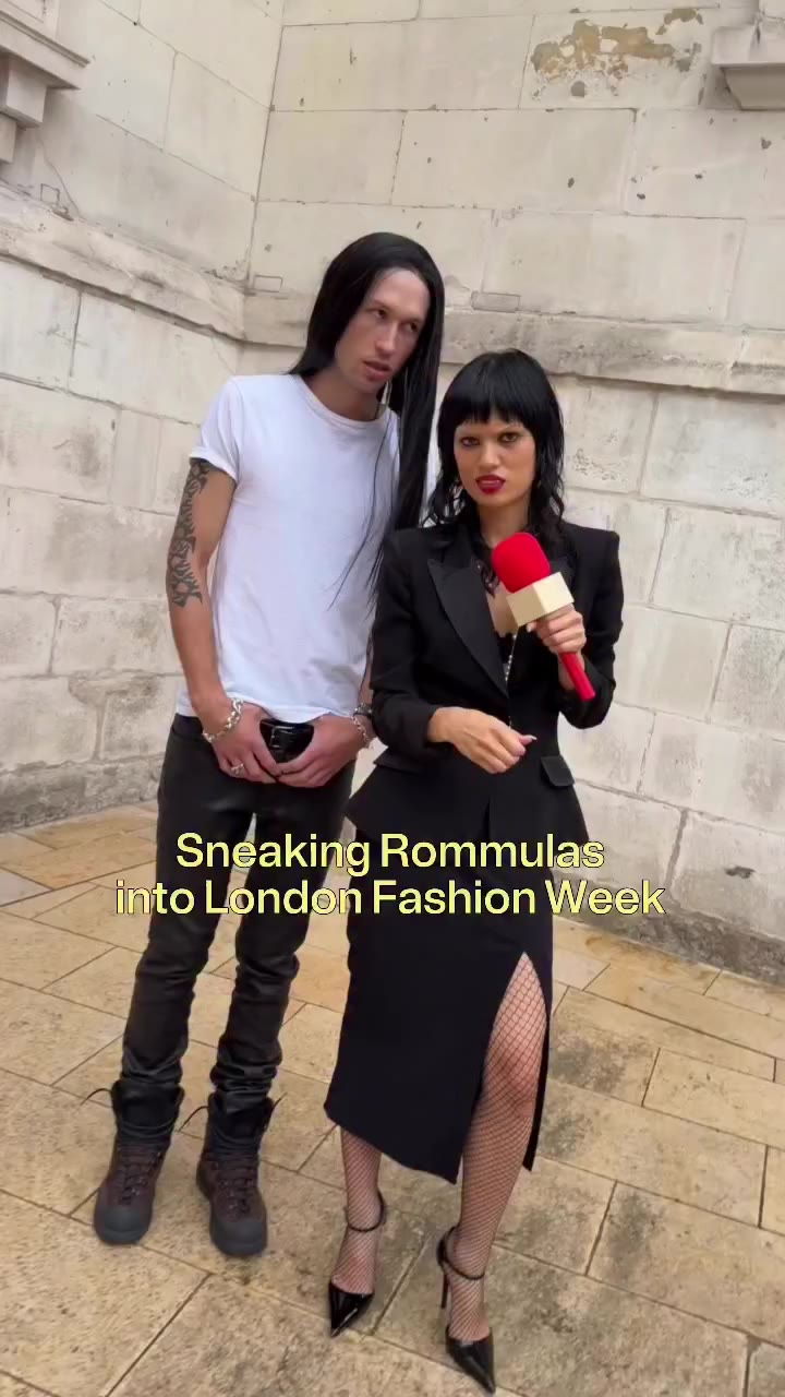 Sneaking @rommulas into London Fashion Week.