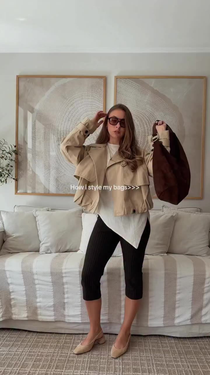 Poco se habla de que la cartera arma el look. 🖤 Las mías son de…