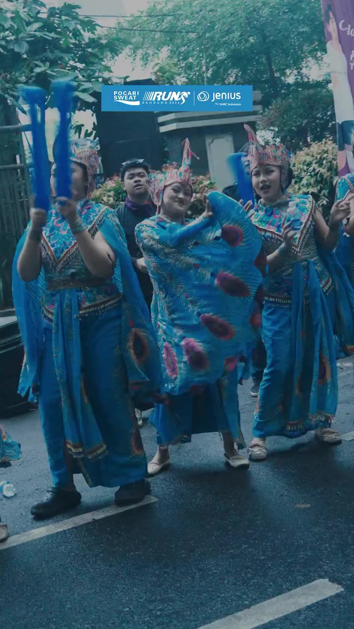 Semua pelari punya race pertama. Pertama kali pakai race bib. Pertama kali…