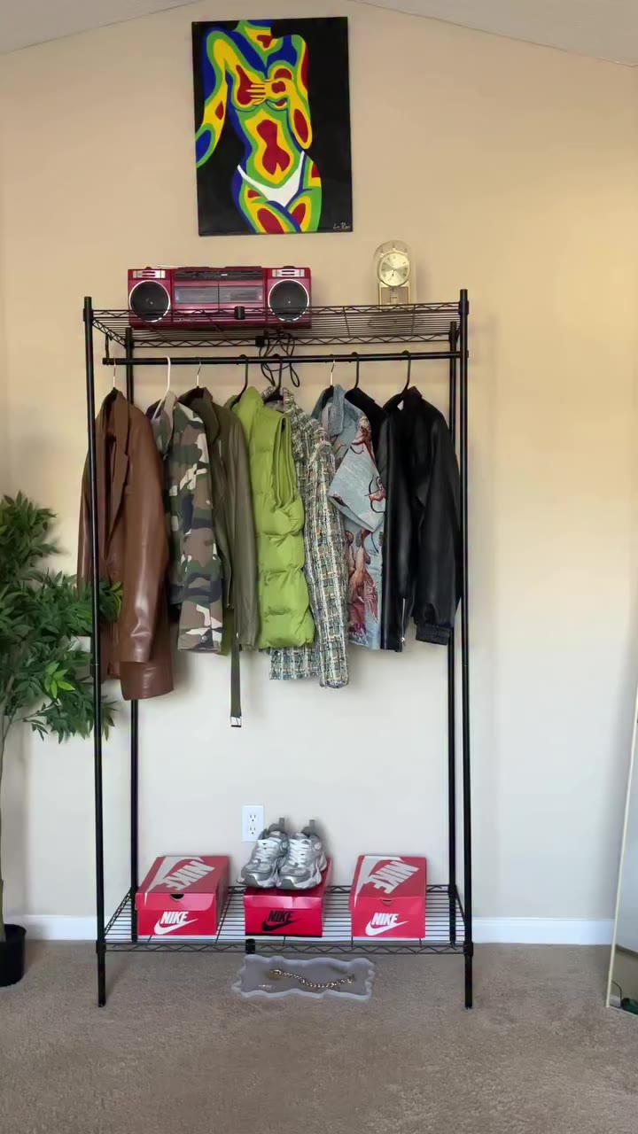 POV: one accessory just decided the entire outfit Did I cook? Pants & shirt…