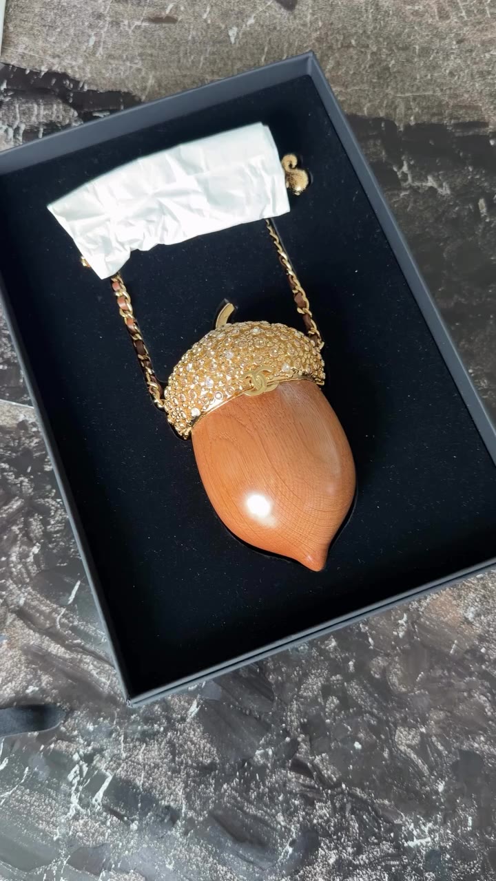 One of the most unique pieces I’ve had the pleasure of sourcing for a client…