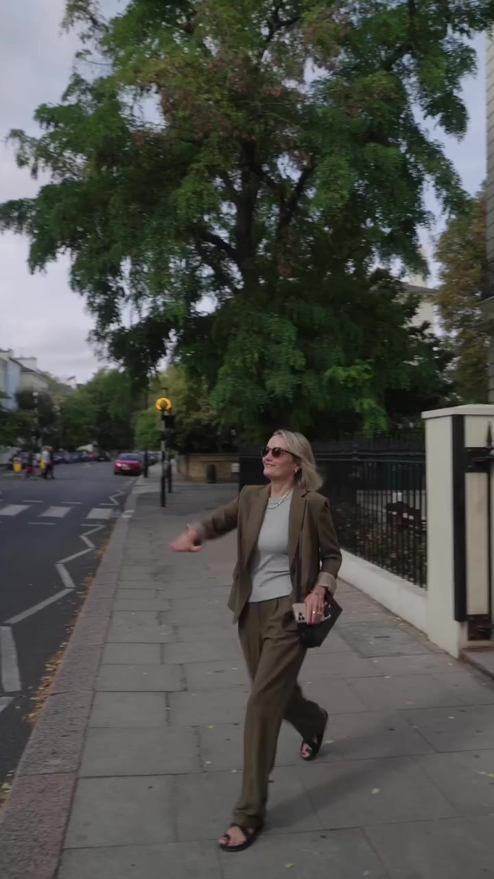 From @roksandailincic to @erdem here’s what Team Stylist got up to at LFW…