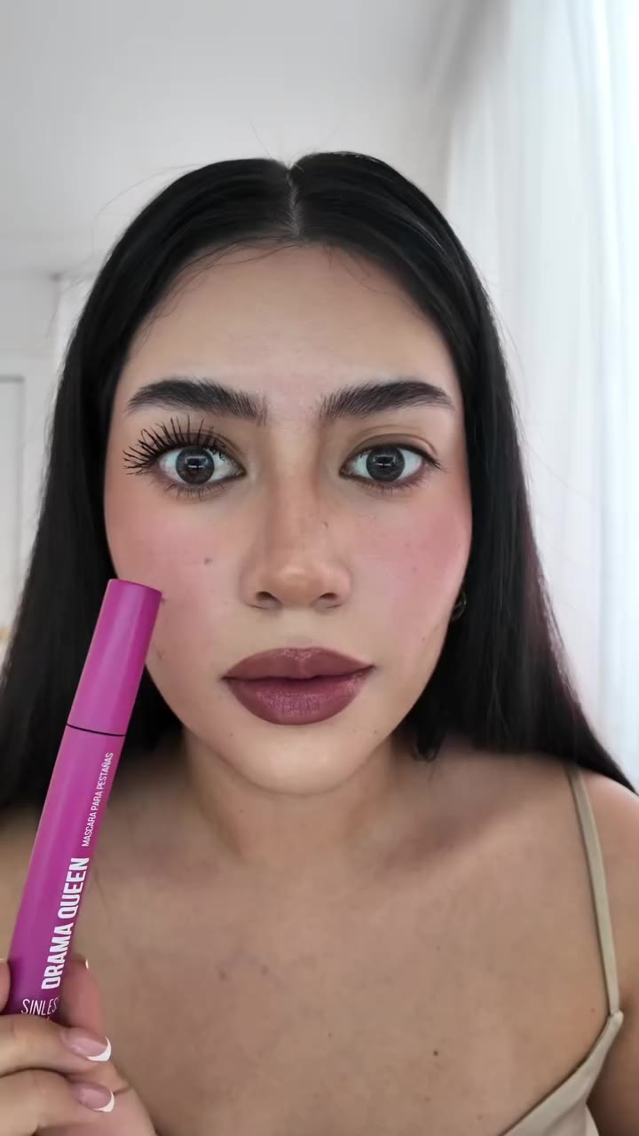 🛒 Disponibles en www.renattacosmetics.com y en tu sucursal más cercana…