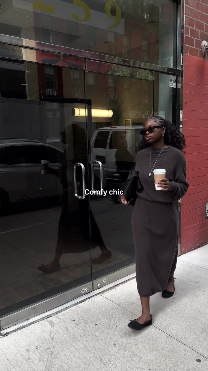 You love cashmere? We got you 🖤