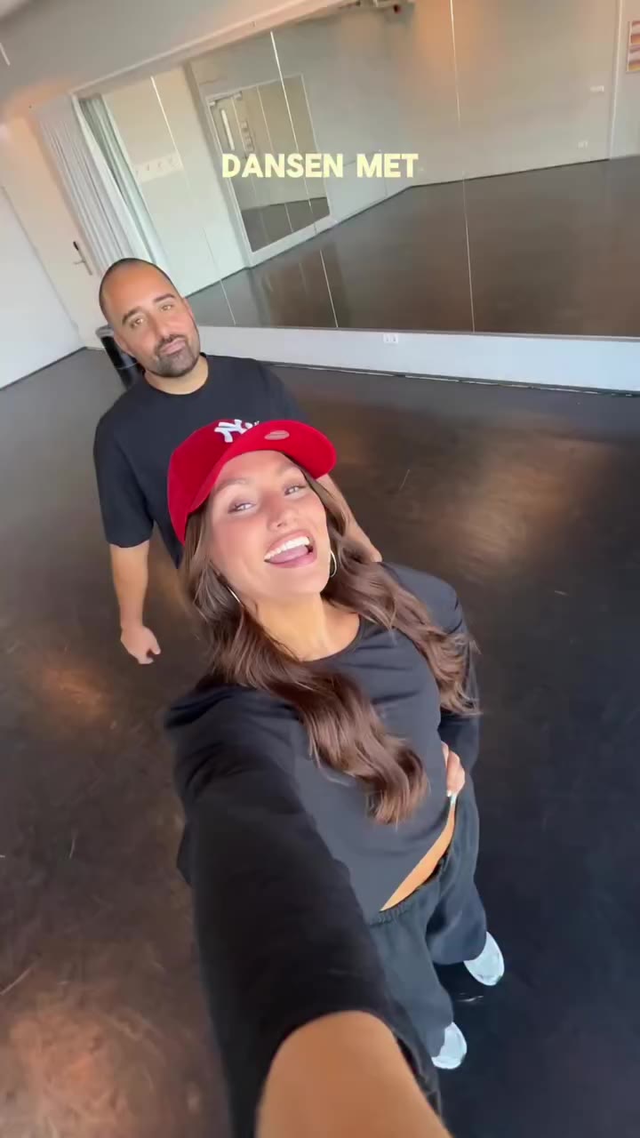 Eerste aflevering dansen met: @farjafarvardin ❤️‍🔥 Morgen het eindresultaat…