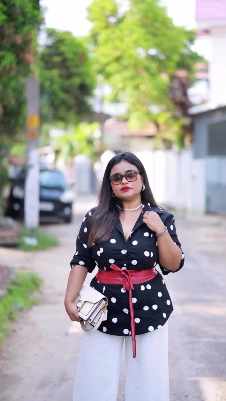 Just another ensemble 🤍🤍🖤 . . . #polkadot #fashionable #pinterestaesthetıc…
