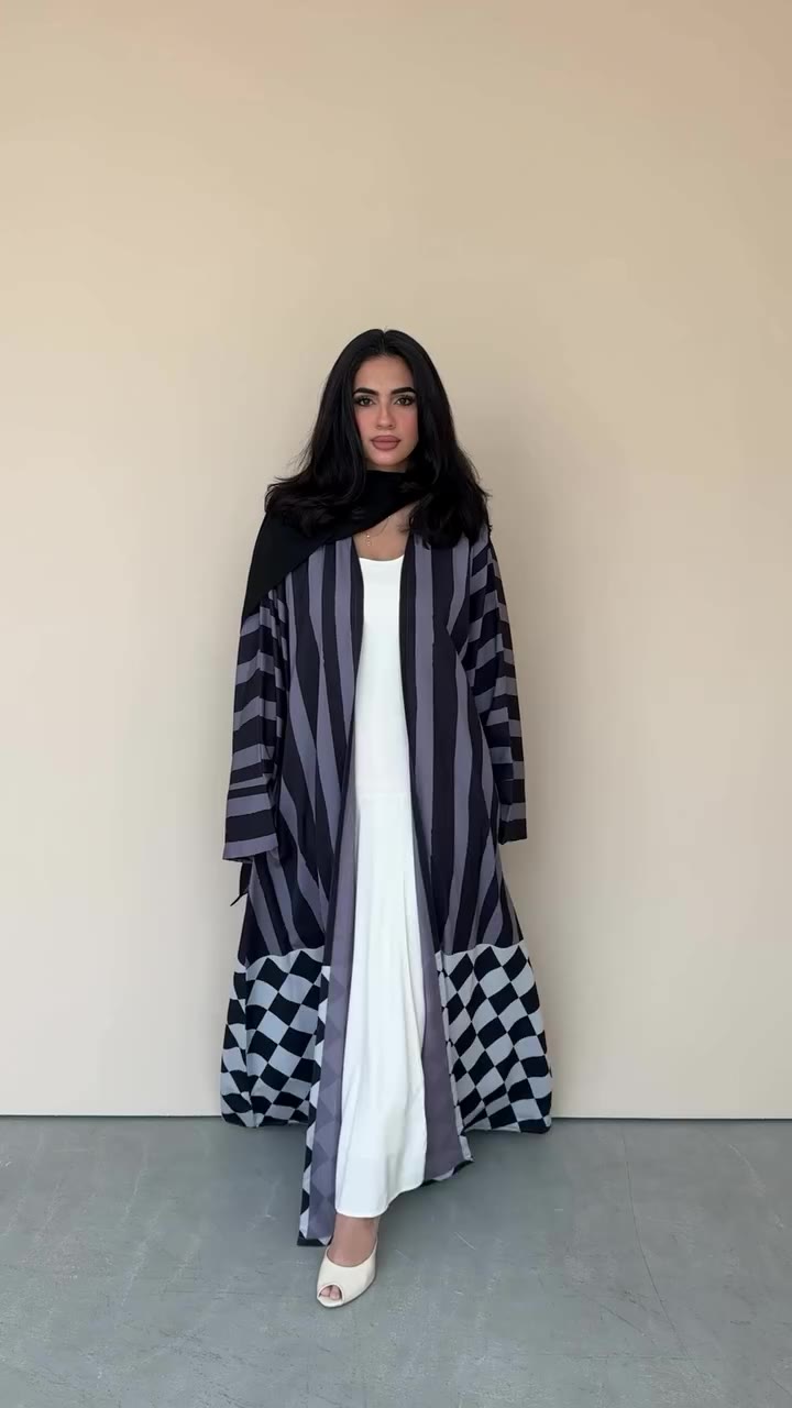 Aria collection — live on the website 🫀 العبايات متوفرين بـ٥ ألوان على موقعنا…