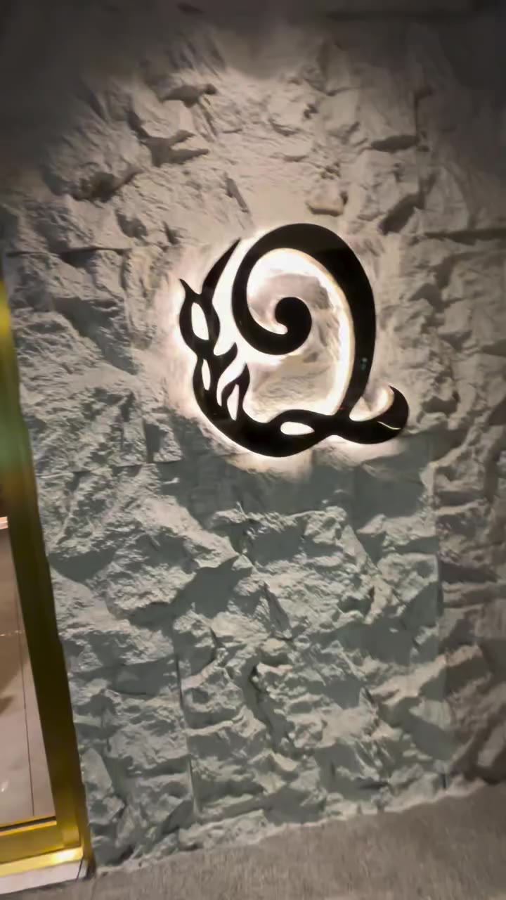 My sister and I visited @qulturethailand while in Bangkok and the food was…