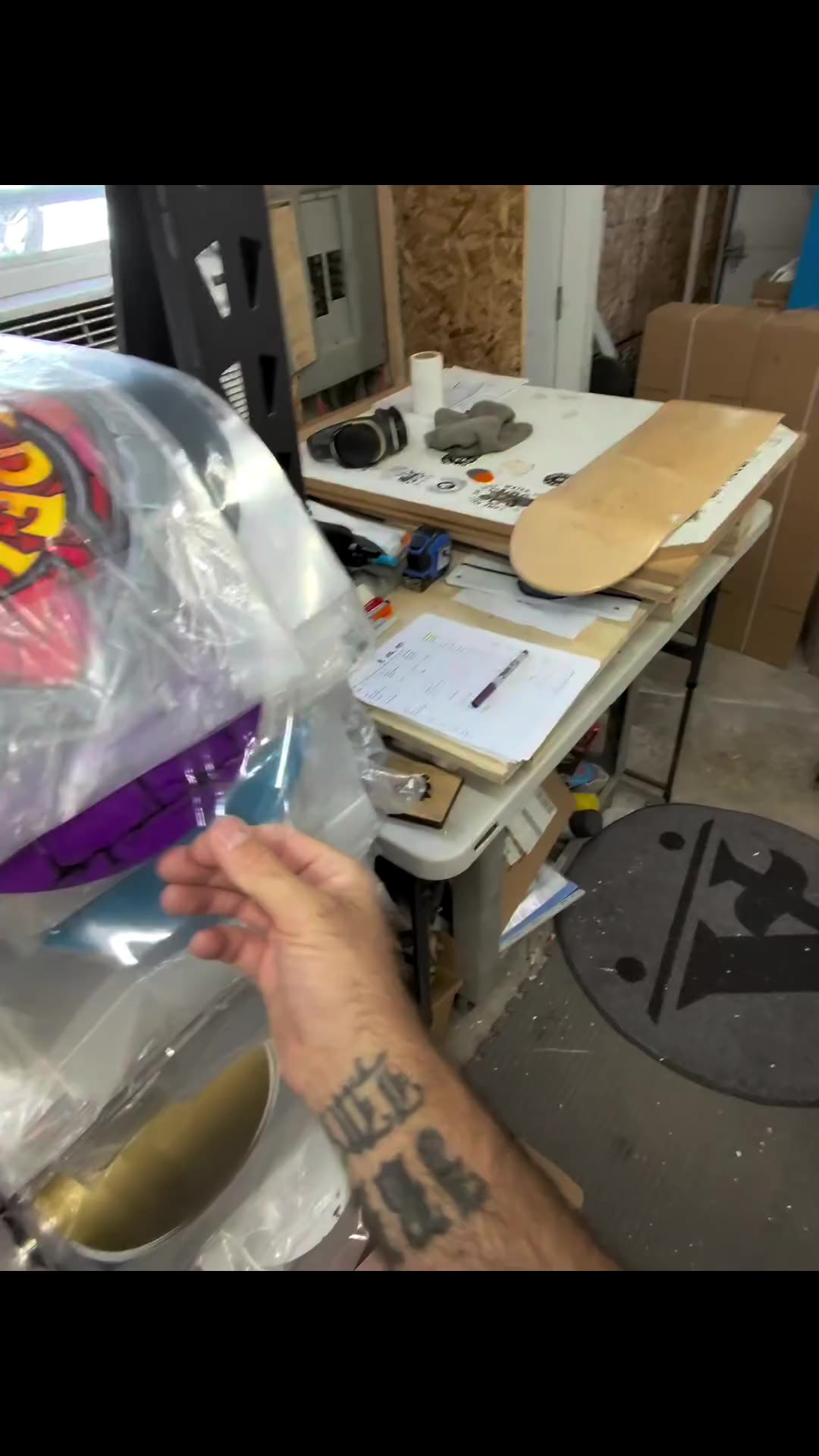Devilman stained glass by @msxgrafix 🌍🔥 … #worldndustries #skateboards…