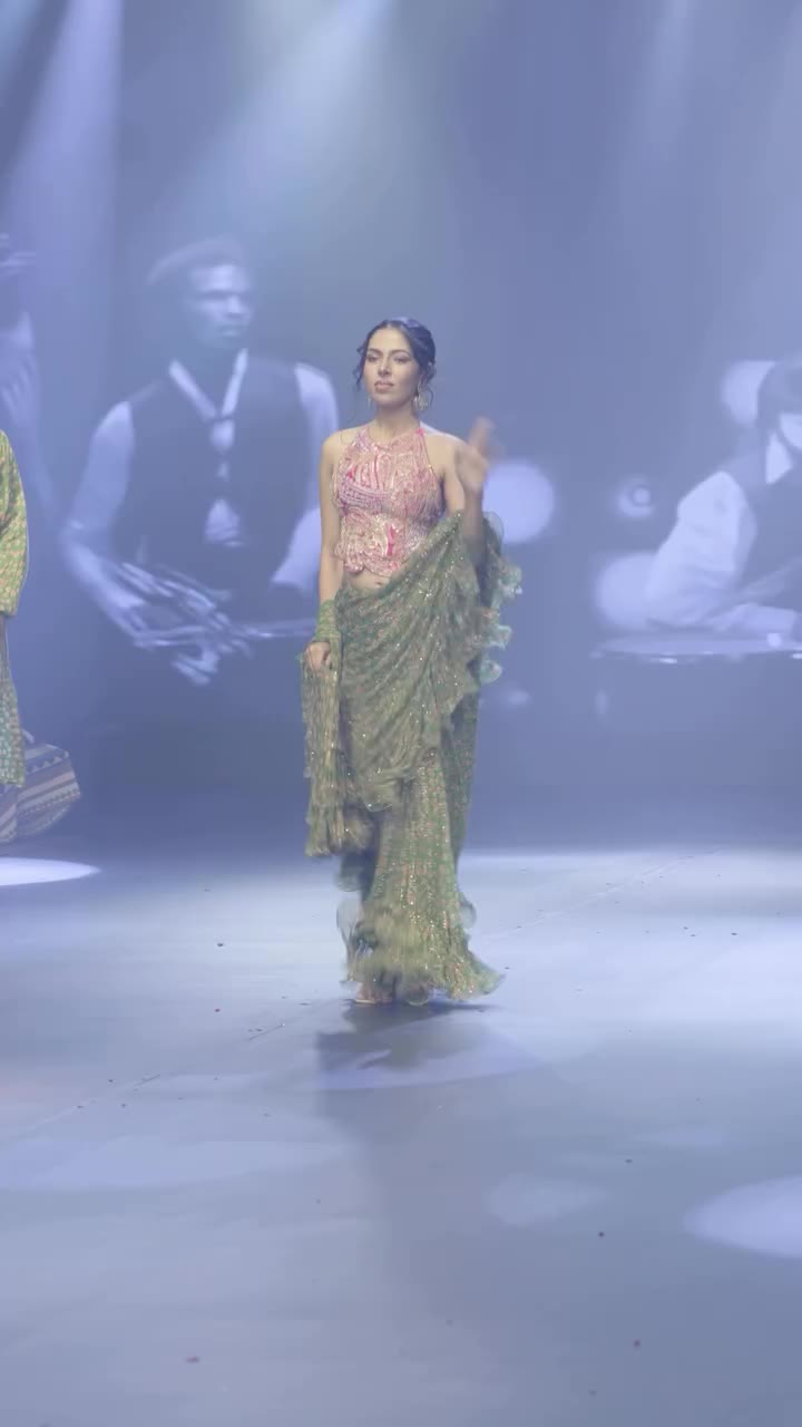 @pallavijaipur X @timesfashionweek Choreography @lokeshsharmaofficial…