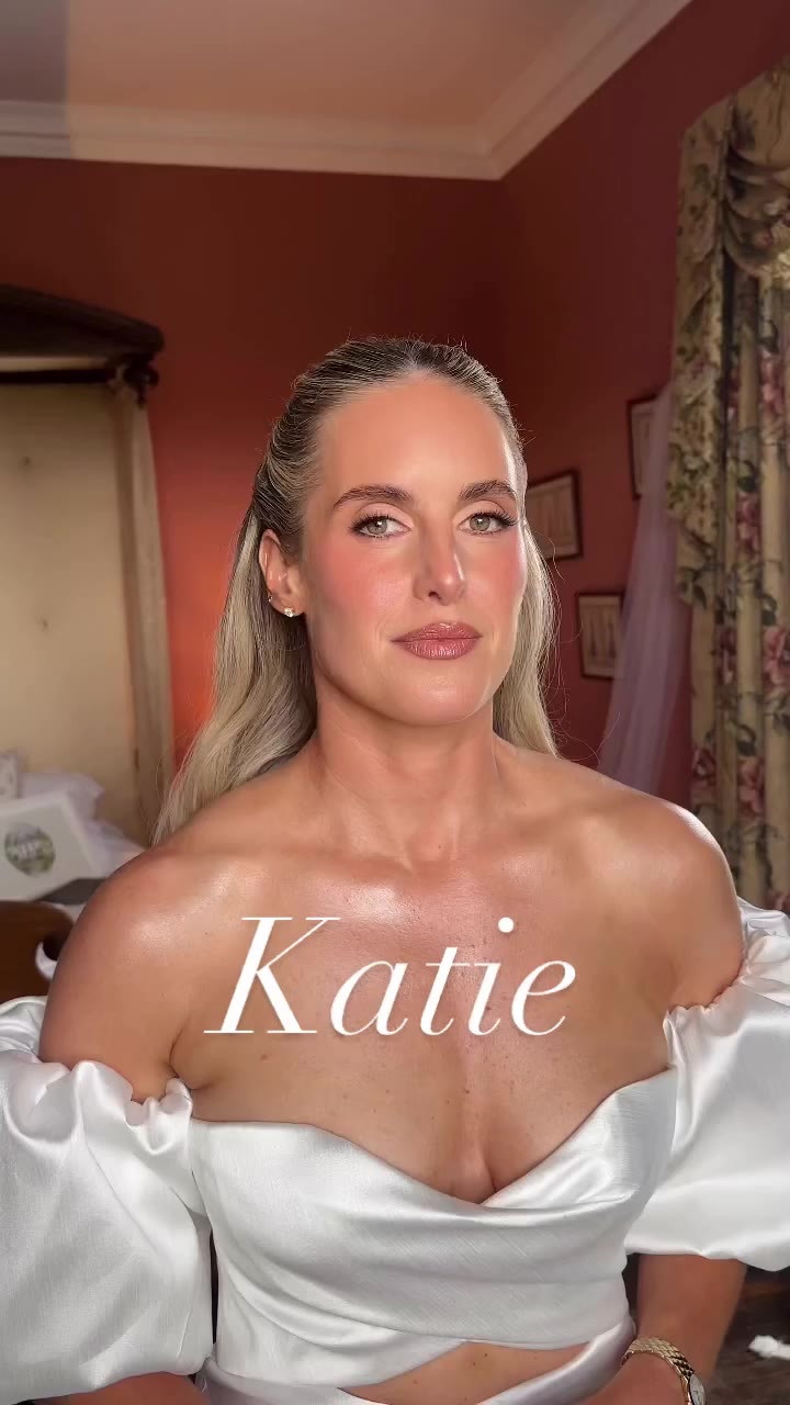 My very own sisters wedding makeup @katiebergin_kb 🥲✨💒 An anxiety inducing…