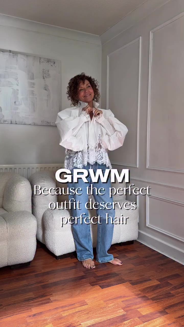 AD Inbetween appointments @lorealparis Magic Retouch is my little shortcut to…
