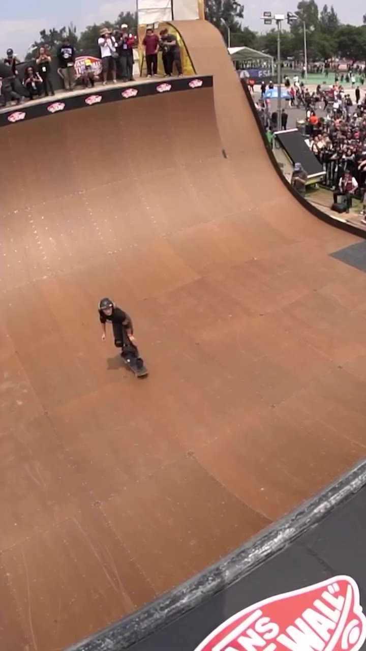 kf indy by @jada_warddd in the matte black T-Shell 🖤 📹 @ollieshitmx