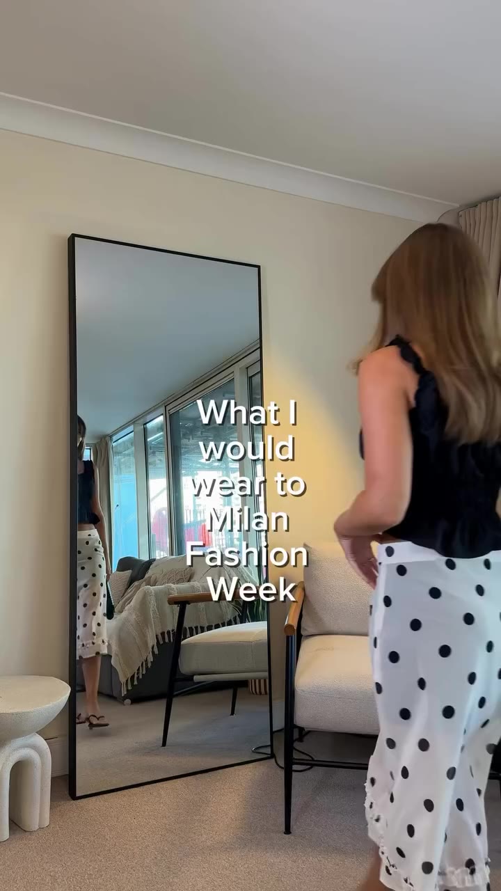 Wearing VS Styling: Fashion Week Edit ✨ @styledbybellaoliver shows us how to…