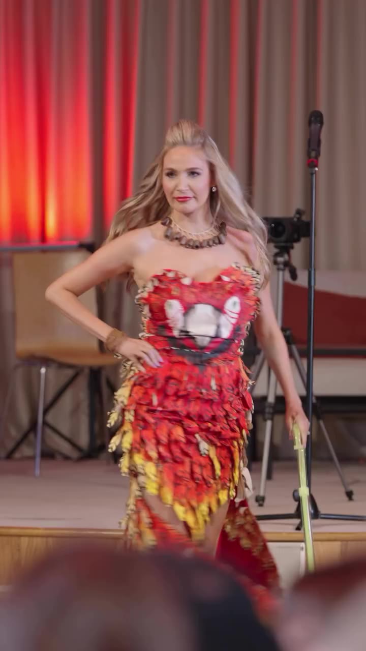 From the heart of the Amazon to the runway at London Fashion Week. MI MODA…