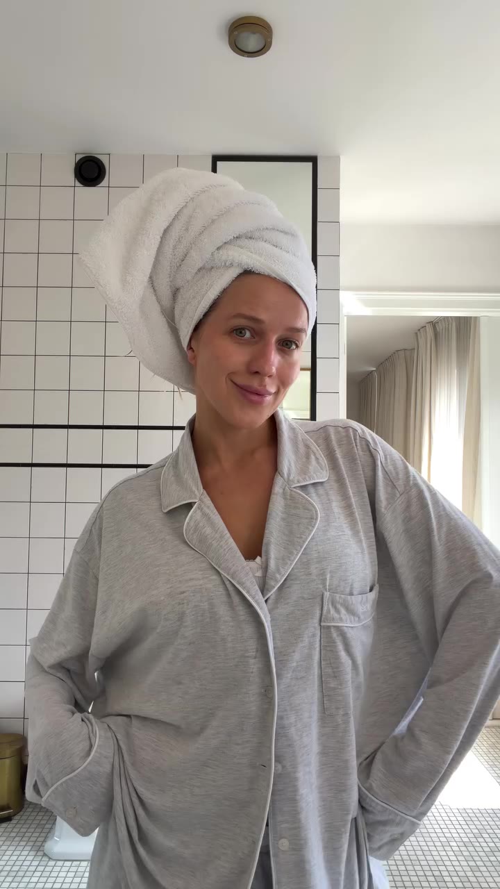 grwm with @neboa.pl [reklama] na pokaz @paprockibrzozowski Getting ready, but…
