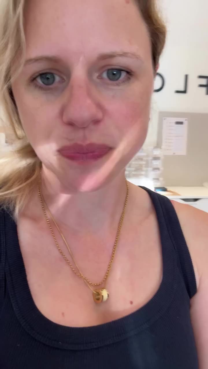 A little update from me!! Do I look frantic?! I feel frantic!! It’s all for…