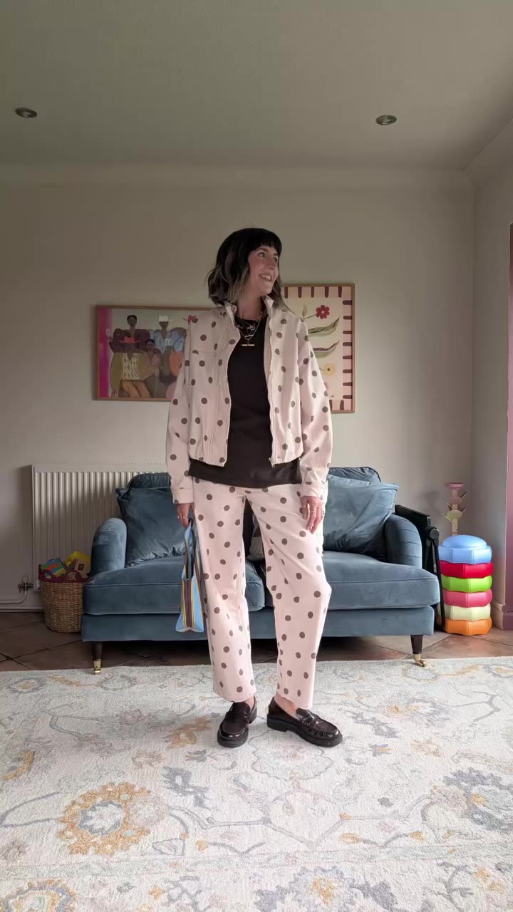 Welcome to my series - 7 days of autumn outfits 🍂 Day 7 - a co-ord A co-ord…
