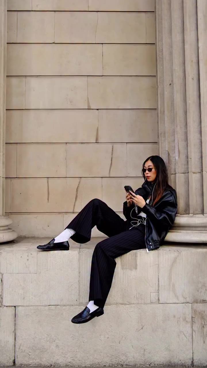Jumping into Autumn with @fandfclothing 🍂 My favourite bits? Leather, suede…