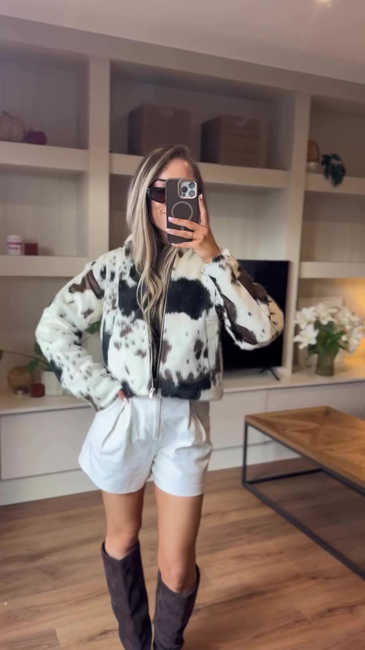 sneak peak 🐮 coming tomorrow 7pm…!