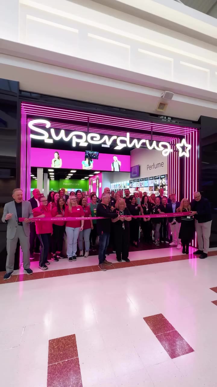 What do you do when you’ve got the biggest @superdrug EVER? Celebrate, of…