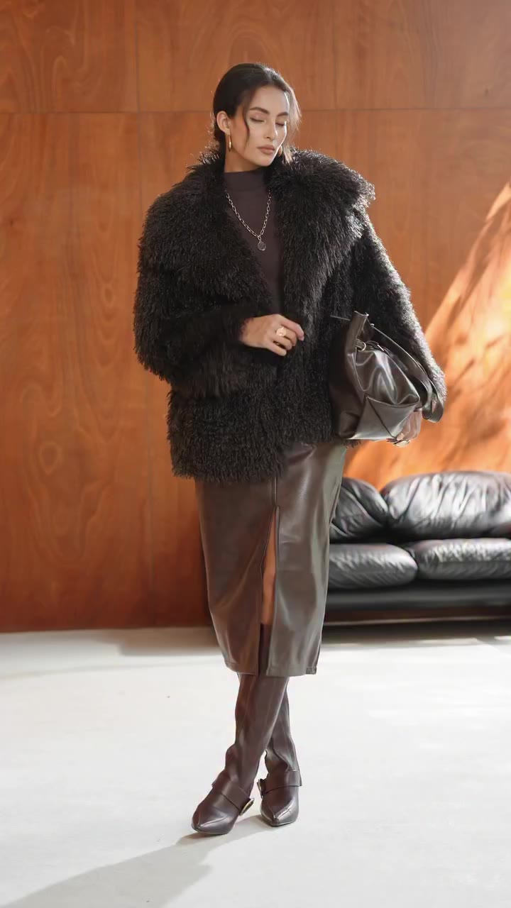 Winter dressing, elevated🤎✨A chic faux fur layer for every elegant moment…