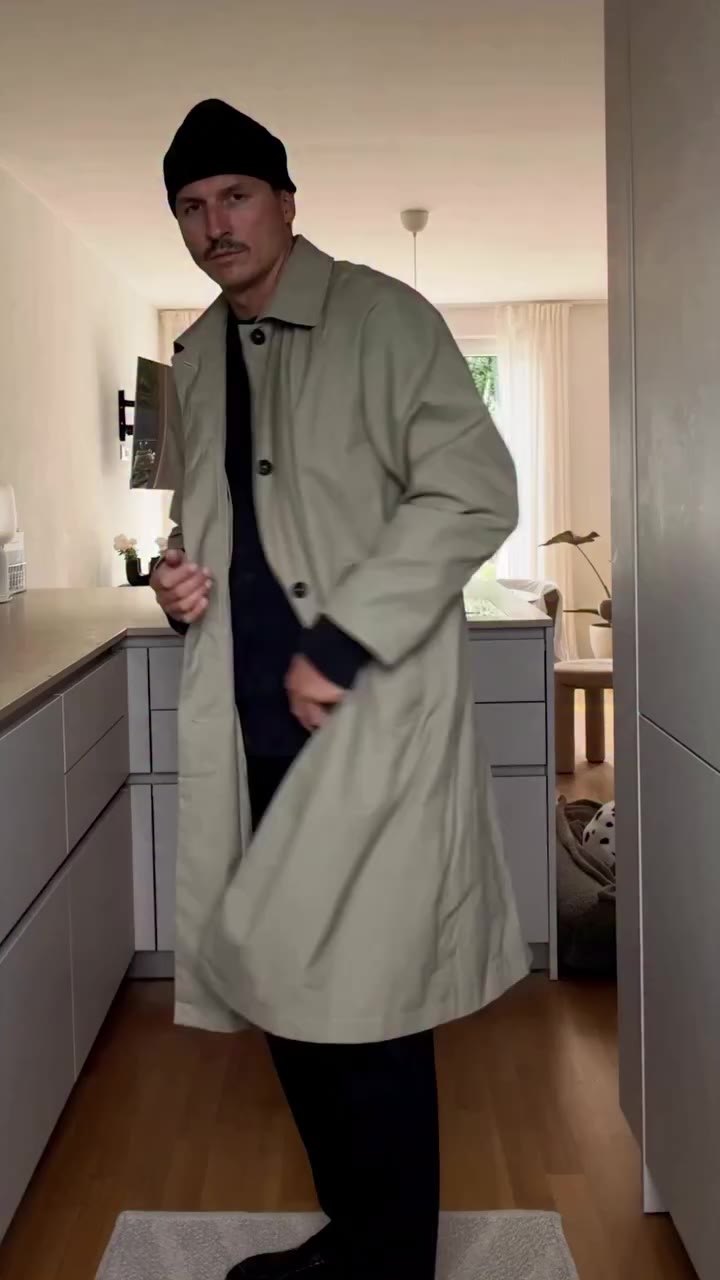 Trenchcoat Season 🍂