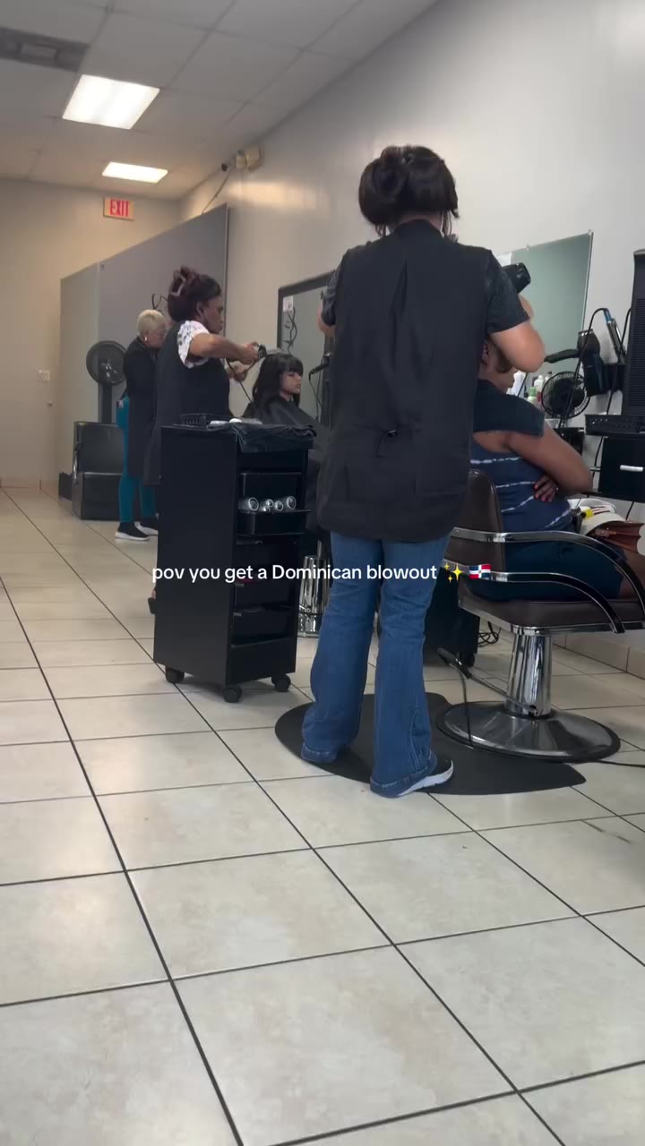 Period girl🤩💕 #girlmom #hairstyle #dominicanblowout #girlstuff Dominican…