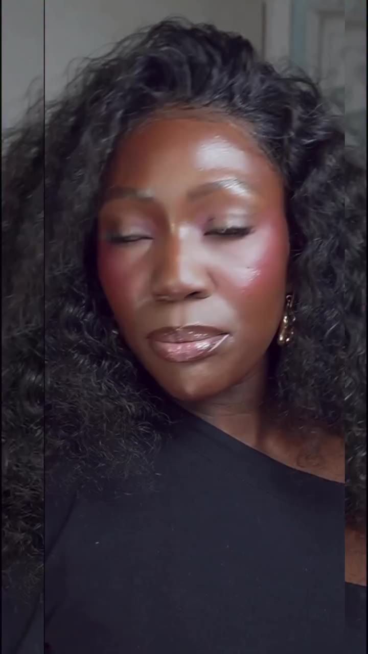 Using @elfcosmeticsuk Primer, Satin Foundation, Concealer & Lipliner…