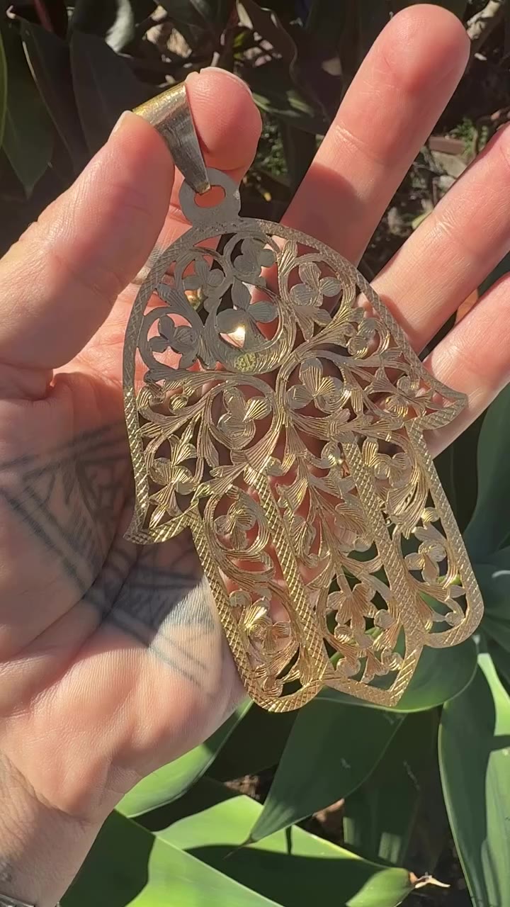 Giant Hamsa Alert! 🪬 This is a massive, beautiful, solid 18K Hamsa that our…