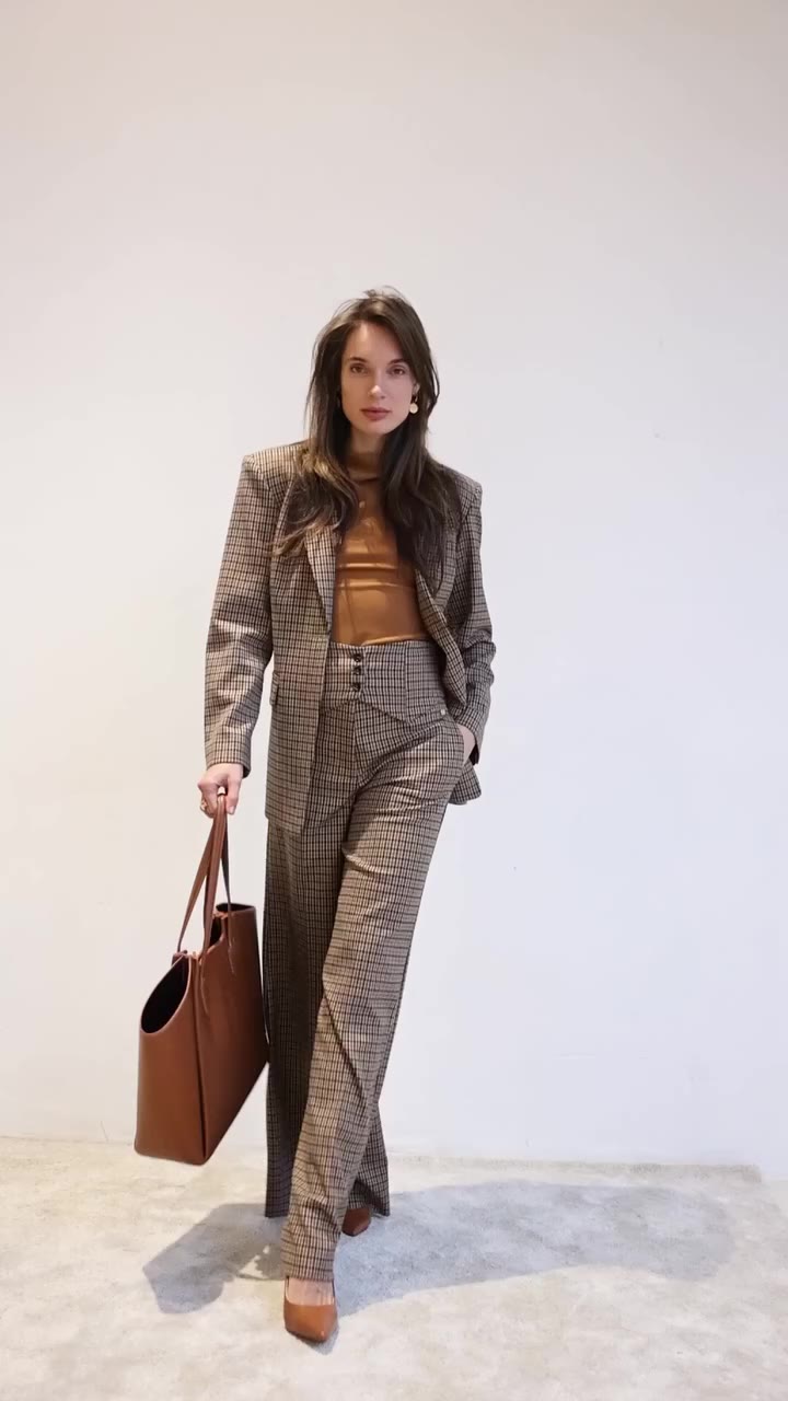 Today, we are giving you a first look. Sharp tailoring, soft knitwear and…