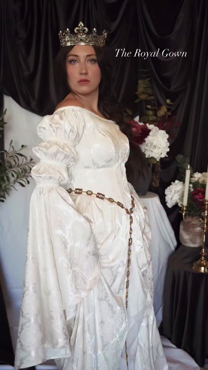 Out now ✨ #fantasycore #medievalaesthetic #fantasyaesthetic #renfaireoutfits…