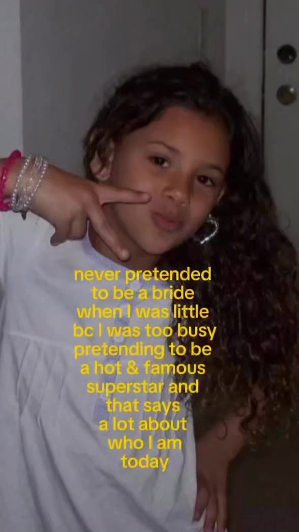She knew who she was from a young age💅 #beenthat