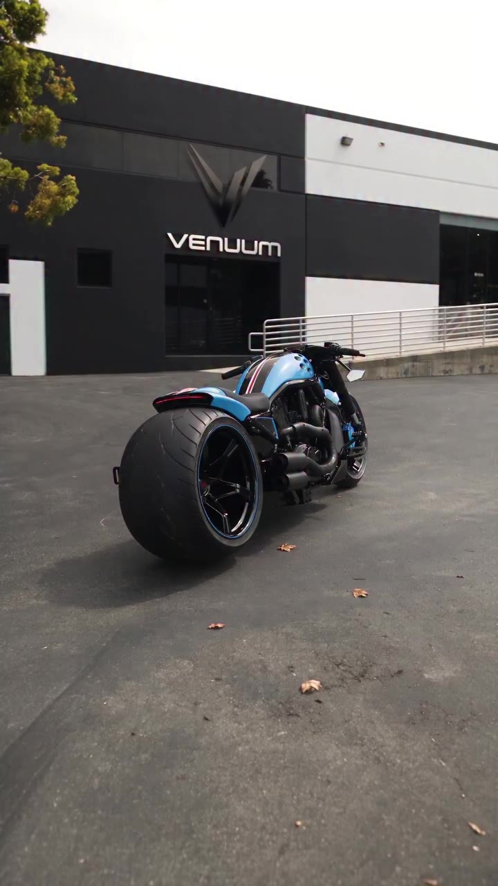 THE PERFECT COMBO. 🖤 Introducing the Venuum Black Star Concept Bike, designed…